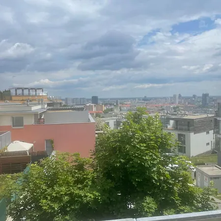 Koliba Hilltop With Private Parking * Братислава